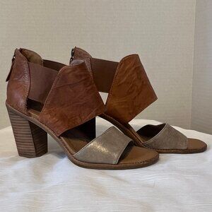 Sofft Pemota Cognac Light Gold Bronze Metallic Leather Block Heels